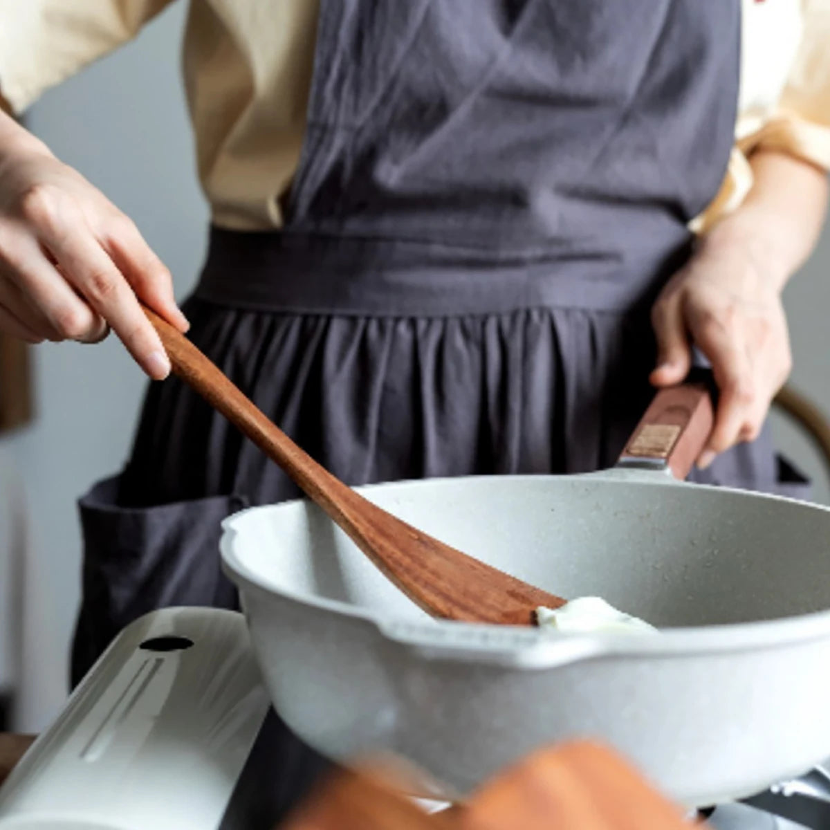 Wooden Kitchen Tools β Spatula, Spoon & Fork Set with Storage