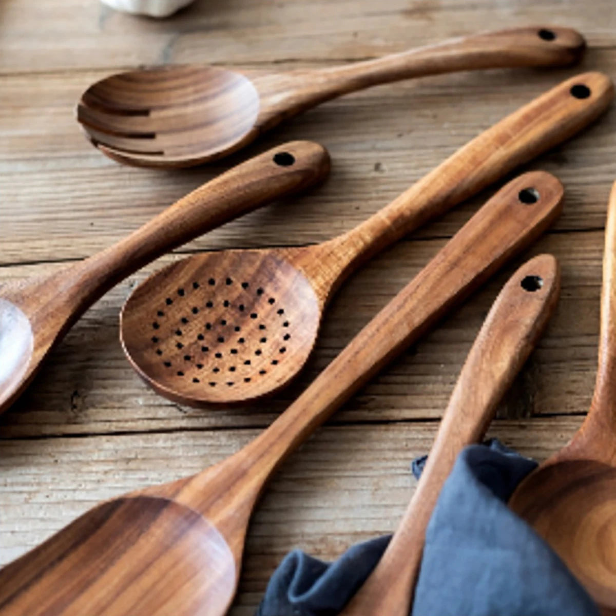 Wooden Kitchen Tools β Spatula, Spoon & Fork Set with Storage